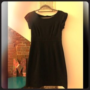 Banana Republic: The ultimate little black dress